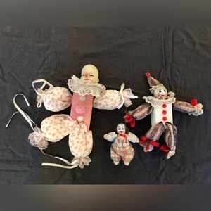 3 Vintage toy clowns